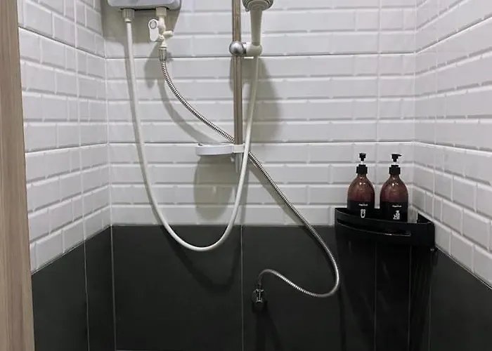 4br Entire House Next To Skytrain Bts And Subway Mrt Chatuchak Hébergement de vacances Bangkok