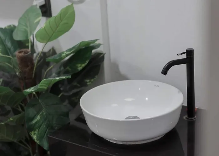 4br Entire House Next To Skytrain Bts And Subway Mrt Chatuchak Hébergement de vacances Bangkok